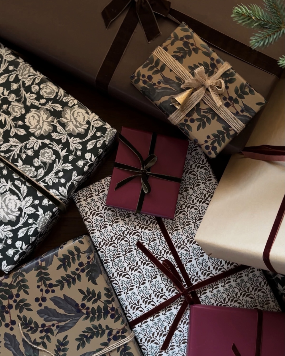 Holiday gift wrapping